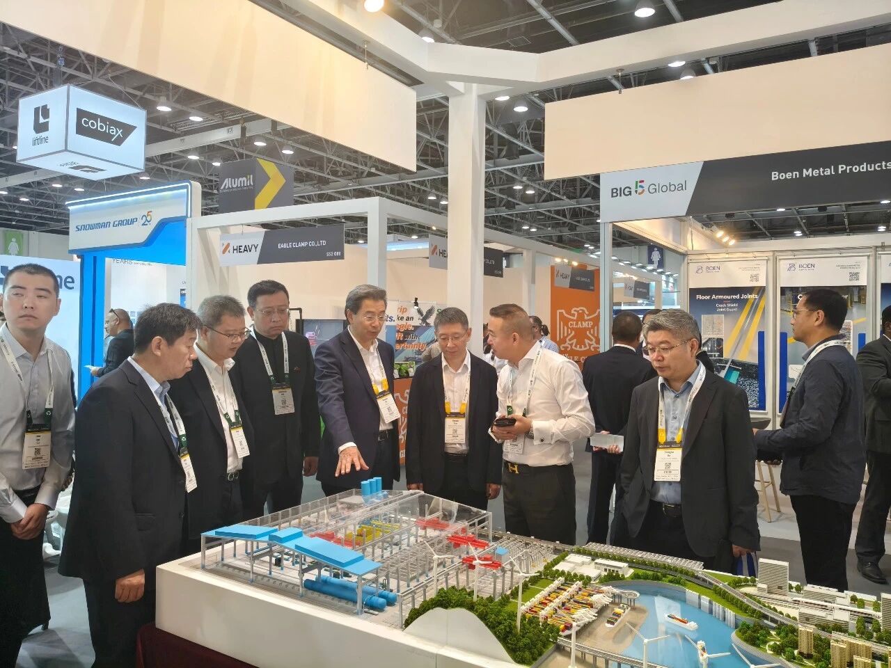 1764642357550411.jpg 1764642357550411.jpg